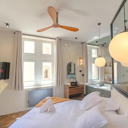 Appartement Labolla, Cocon Avec Spa, Coeur De Lyon