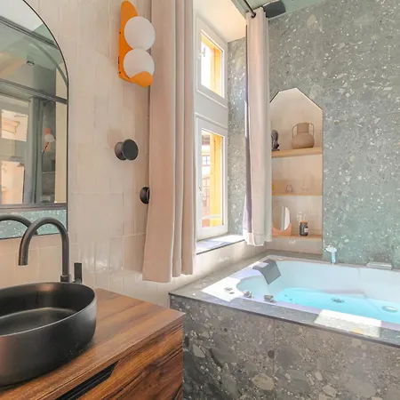 Apartmán Labolla, Cocon Avec Spa, Coeur De Lyon