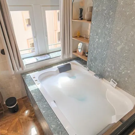 Labolla, Cocon Avec Spa, Coeur De *