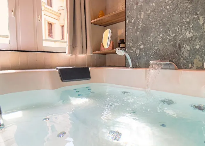 Appartement Labolla, Cocon Avec Spa, Coeur De