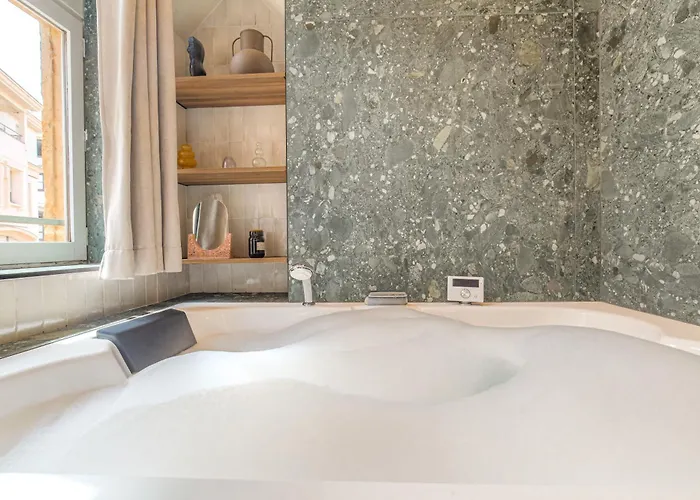 Apartamento Labolla, Cocon Avec Spa, Coeur De Lyon