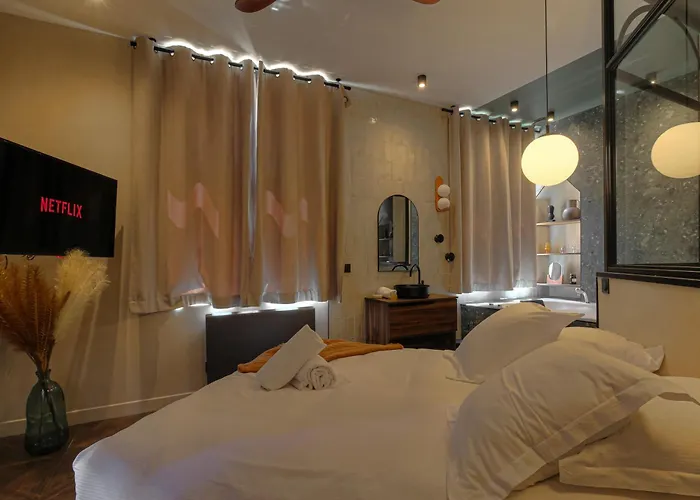 Apartment Labolla, Cocon Avec Spa, Coeur De Lyon