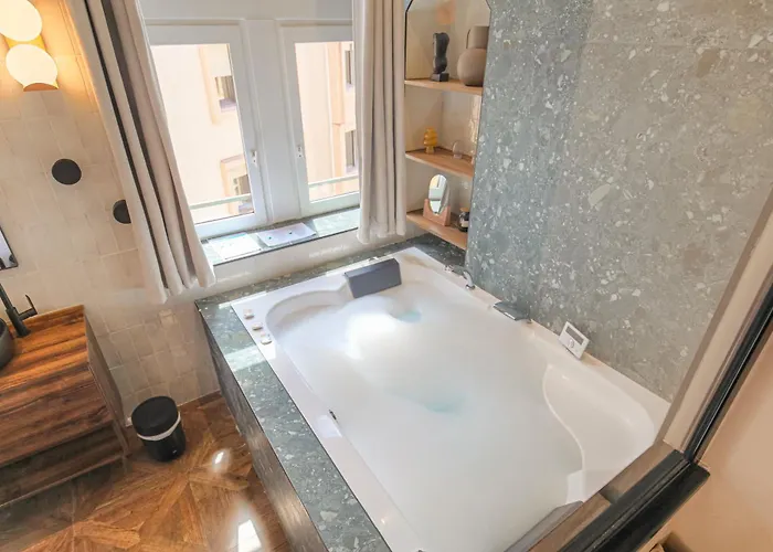 Labolla, Cocon Avec Spa, Coeur De *