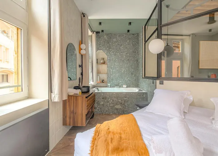 Apartment Labolla, Cocon Avec Spa, Coeur De Lyon