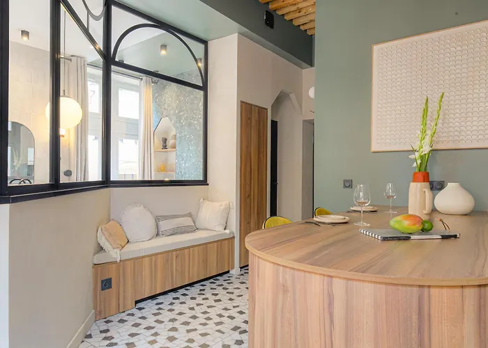 Labolla, Cocon Avec Spa, Coeur De * Lyon