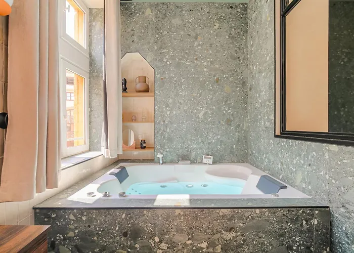 Labolla, Cocon Avec Spa, Coeur De Apartment Lyon
